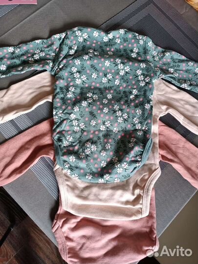 Боди для девочки 3шт на 3мес. новое