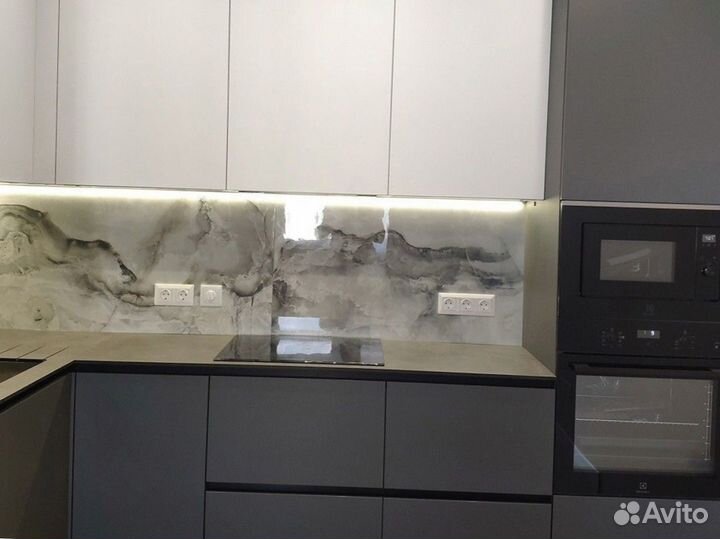 Столешница для кухни каменная Staron Metal 340х60