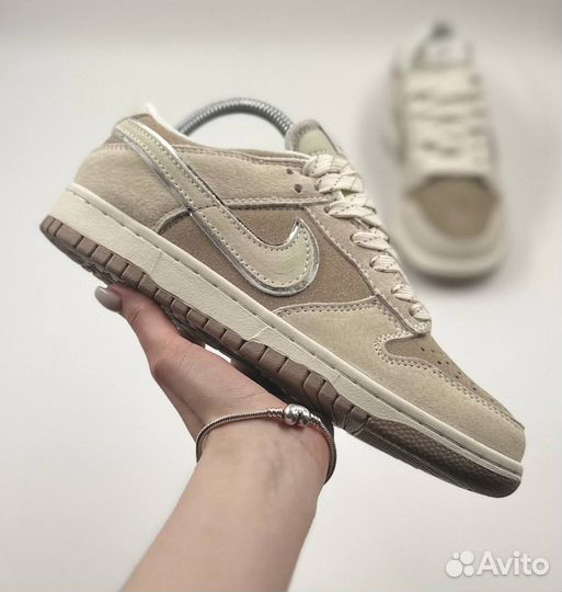 Кроссовки женские Nike SB dunk Low Otomo Katsuhiro