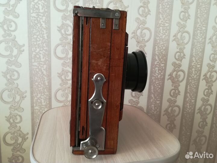 Деревянный фотоаппарат