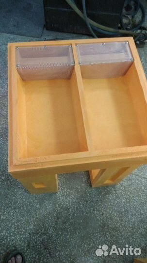 Ульи для пчел сделаны из ппу 12 рамок цельнолитые