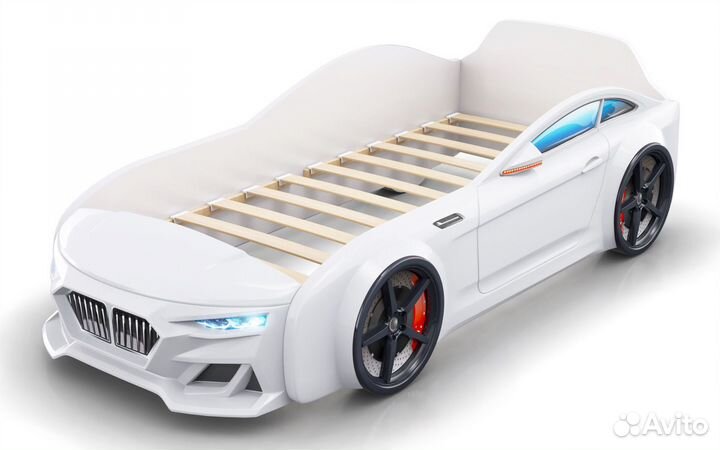 Детская кровать машинка