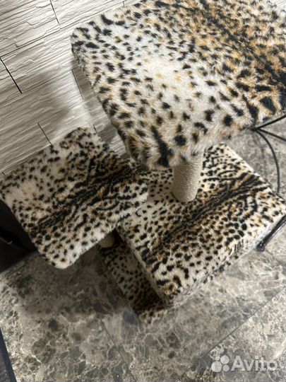 Домик для кошки с когтеточкой