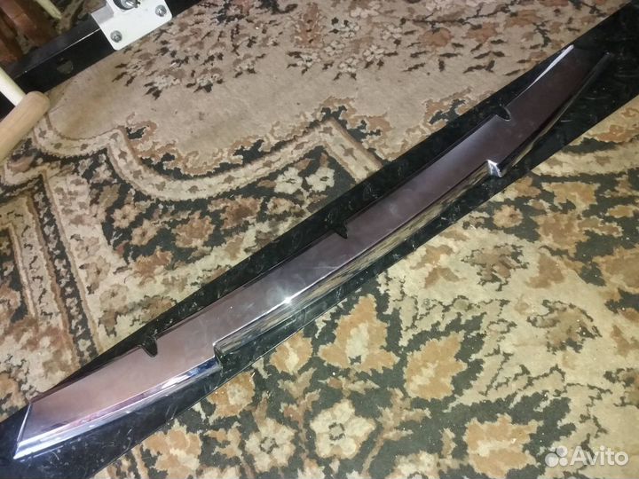 Ноте е12 хромированная накладка