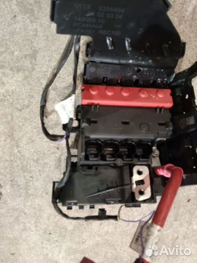 Блок предохранителей на бмв 5 G30/31 2019r