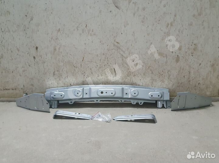 Усилитель бампера Mitsubishi Outlander 3 12-23