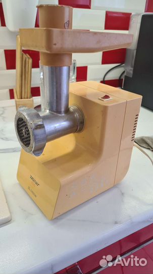 Мясорубка электрическая