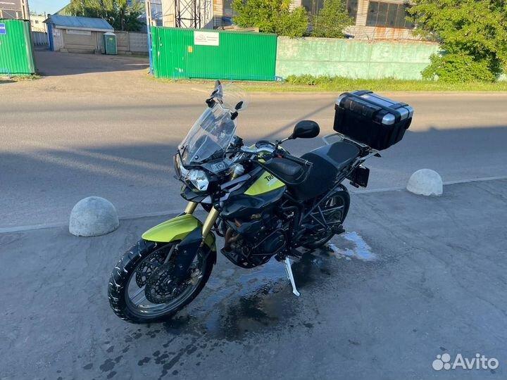 Triumph tiger 800