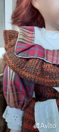 Кукла сувенирная,фарфоровая