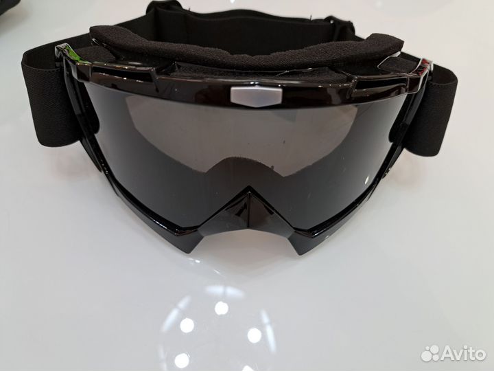 Горнолыжные очки
