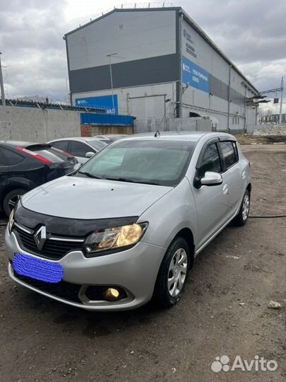 В разборе Renault Sandero 2