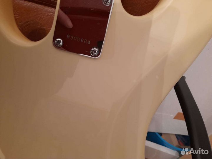 Бас гитара Session