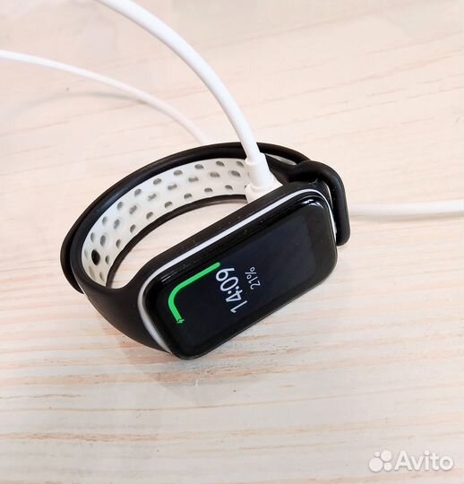 Xiaomi mi band 8 active
