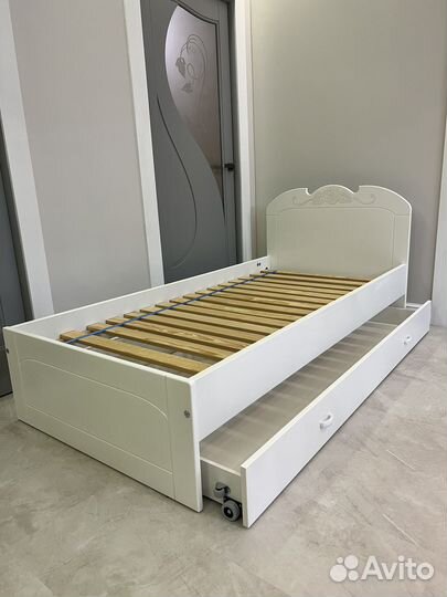 Кровать детская Meblik с матрасом Hilding