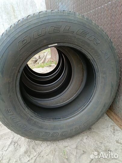 Bridgestone Dueler A/T 265/65 R17