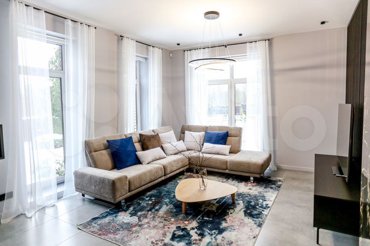 Дом 175 м² на участке 23 сот.