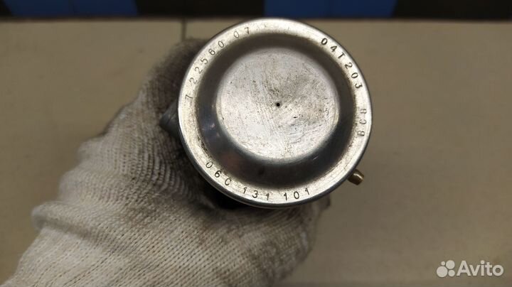 Клапан рециркуляции выхлопных газов A6 C6,4F 2005