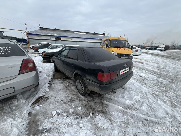Audi 80 2.0 МТ, 1993, битый, 400 000 км