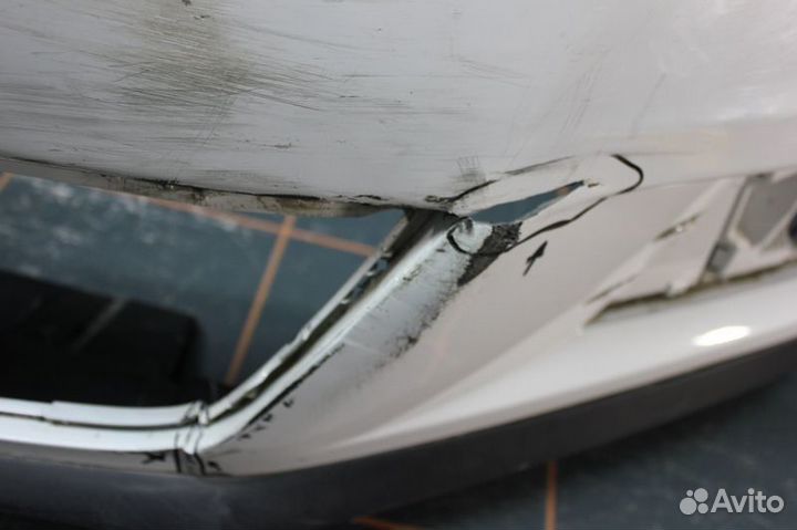 Volkswagen Tiguan - Бампер передний