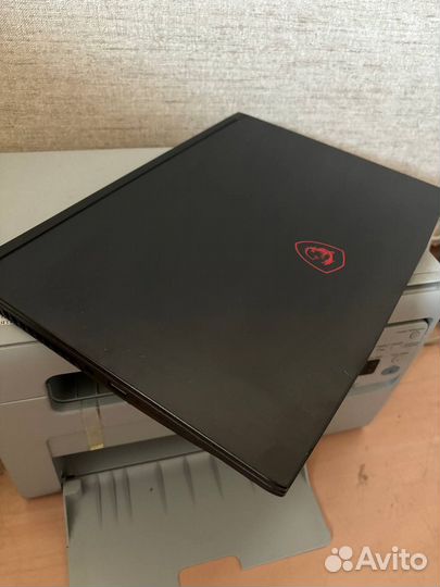 Ноутбук msi
