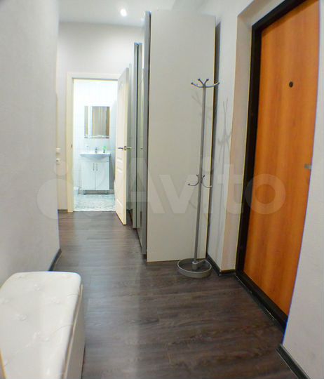 2-к. квартира, 64 м², 2/4 эт.