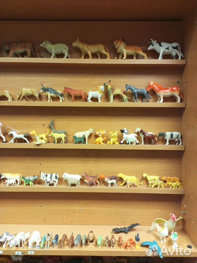 Игрушки фигурки животных, динозавров