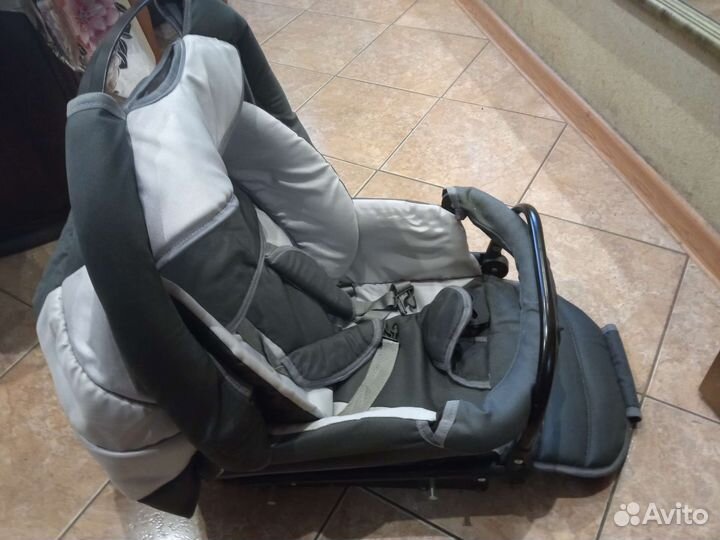 Коляска детская + ванночка в подарок