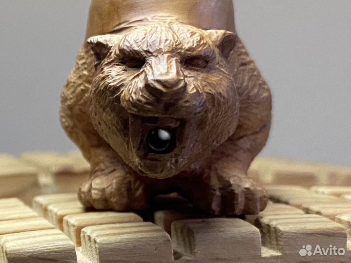 Сувенир из дерева Тигр