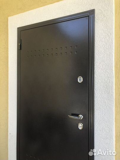 Входная дверь Бульдорс Термо 100 орех грецкий