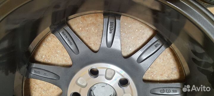 Новый оригинальный диск Toyota R16