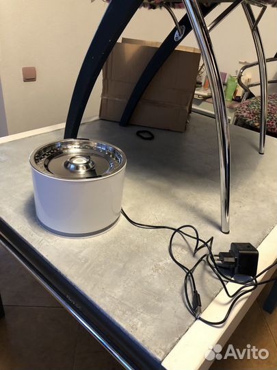 Фонтан поилка для кошек