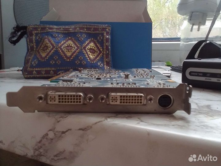 Asus GeForce 7600gt 256mb
