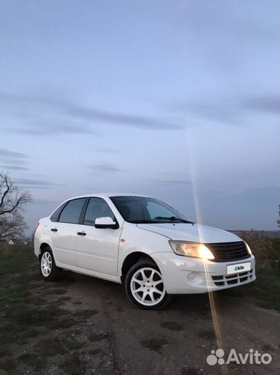 LADA Granta 1.6 МТ, 2012, 200 000 км