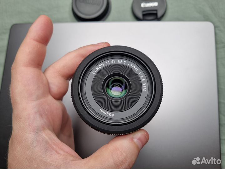 Canon efs 24mm f2.8 STM