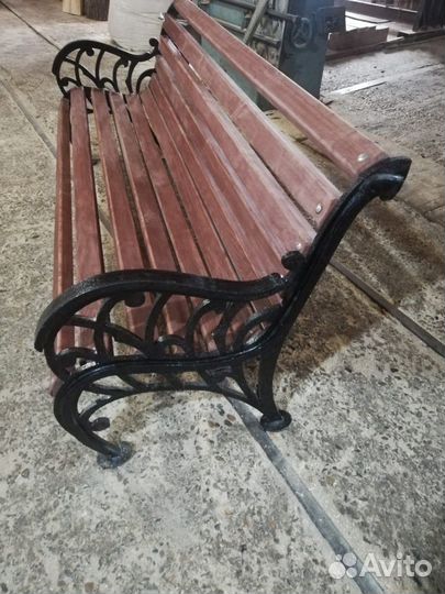 Садово-парковый диван