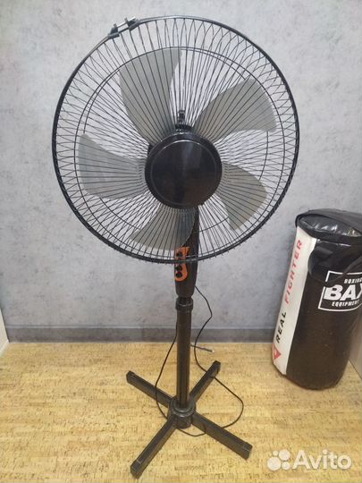 Вентилятор напольный