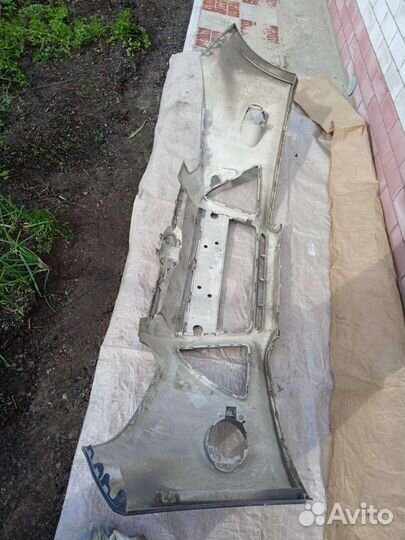 Бампер передний Ford Focus III bm5117757af