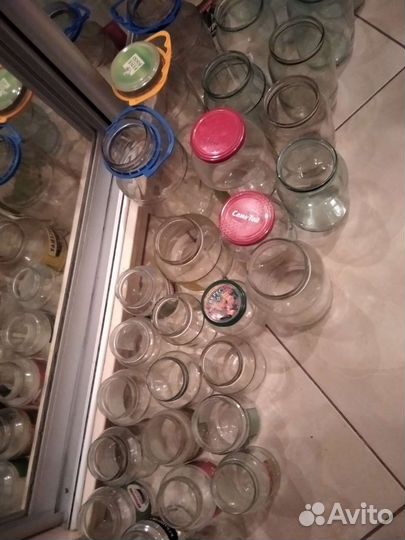 Бутыль 10л, банки и бутыля 3х л