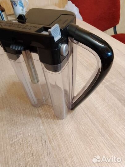 Капучинатор,молочник delonghi esam 4500