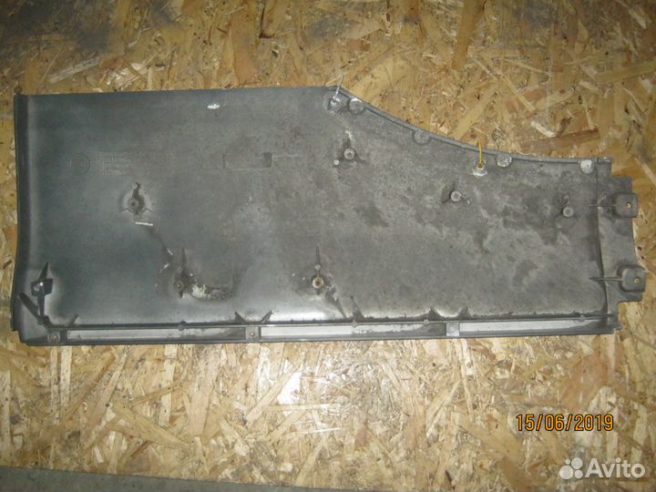 Накладка крыла правого(серый) MAN 81612100436