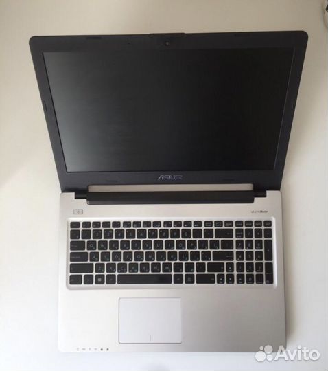 Ноутбук asus