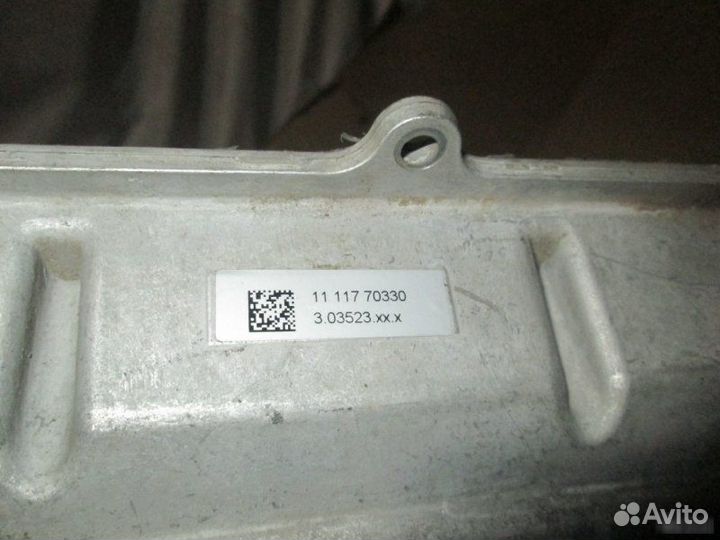 Крышка коллектора Mercedes Benz