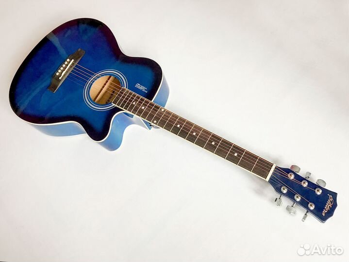 Полноразмерные акустические гитары