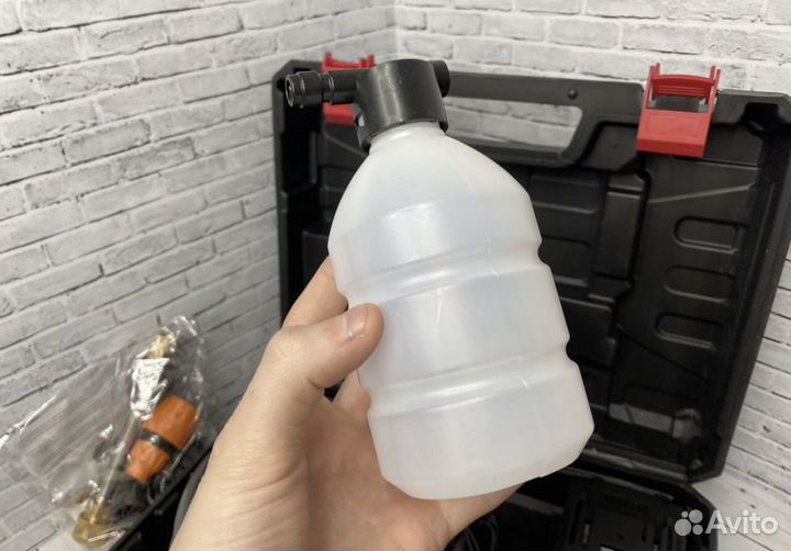 Аккумуляторная мойка высокого давления