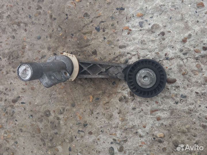 Натяжитель ремня генератора для двигатель eP6 1.6