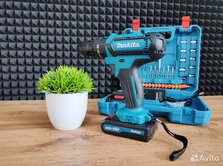 Шуруповерт Makita /набор