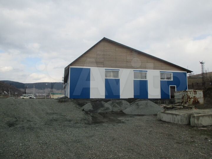 Гараж, > 30 м²