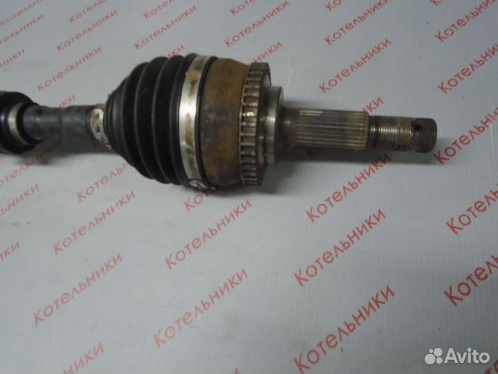 Nissan 39101-AV911 Вал приводной левый