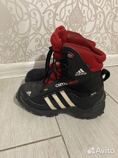 Зимние кроссовки adidas 35 размер оригинал