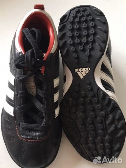 Кроссовки Adidas